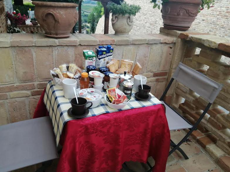 La Casetta Del Muratore Recanati Exteriör bild